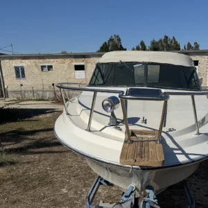 Regal Empress 200 XL Cuddy Cabin Motorboat